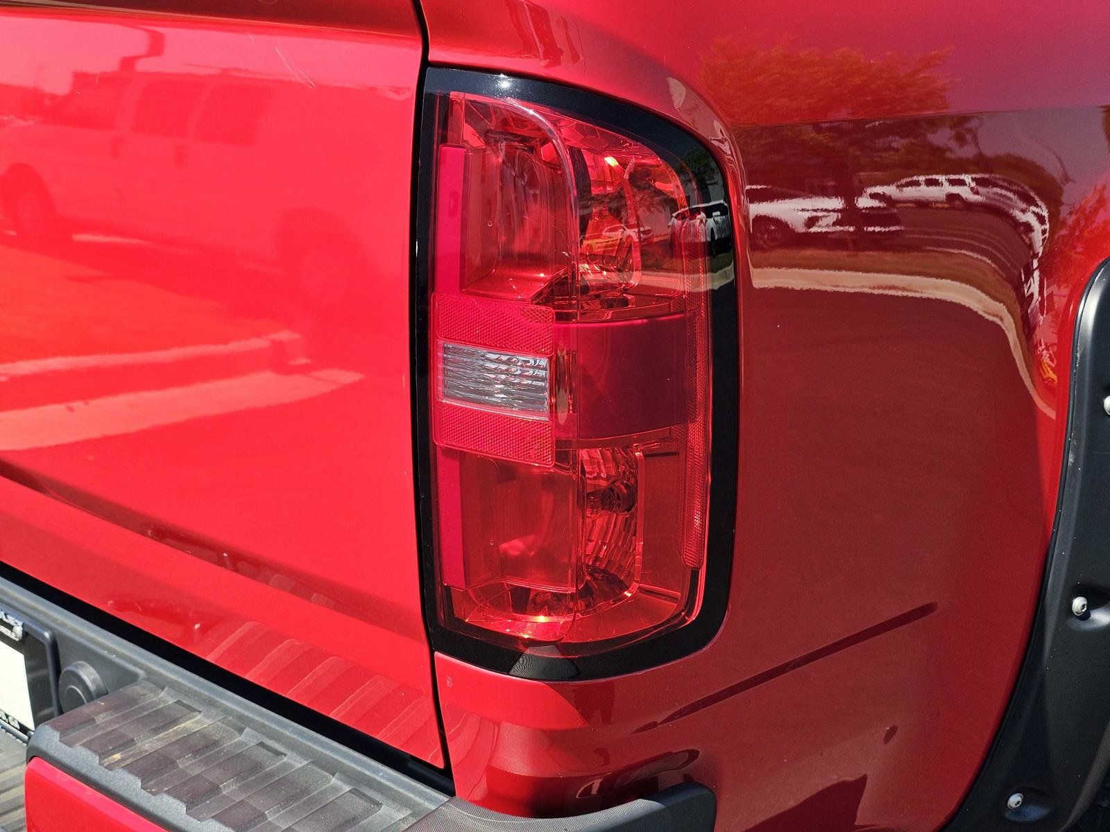 Used 2019 Chevrolet Colorado W/T w/ Custom Special Edition RWD image 10