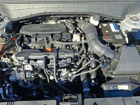 Certified 2024 Hyundai Kona Limited image 28