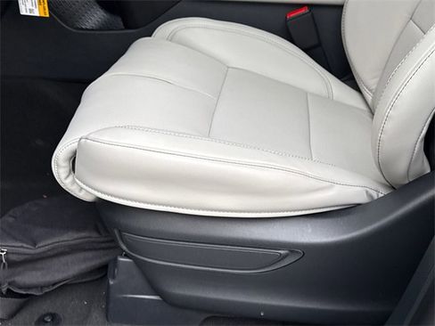 New 2026 Lincoln Aviator Reserve image 17