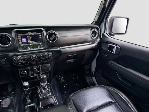 Used 2023 Jeep Wrangler Unlimited Sahara w/ Cold Weather Group image 25