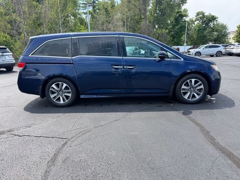 Used 2015 Honda Odyssey Touring image 5