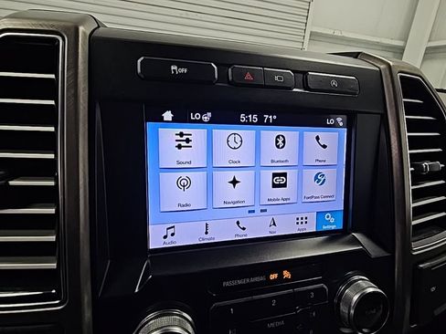 Used 2019 Ford F150 Limited w/ Trailer Tow Package image 17