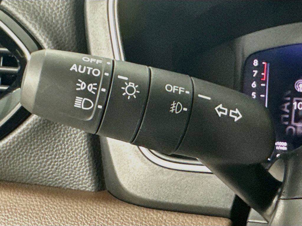 New 2026 Honda Pilot Touring image 16
