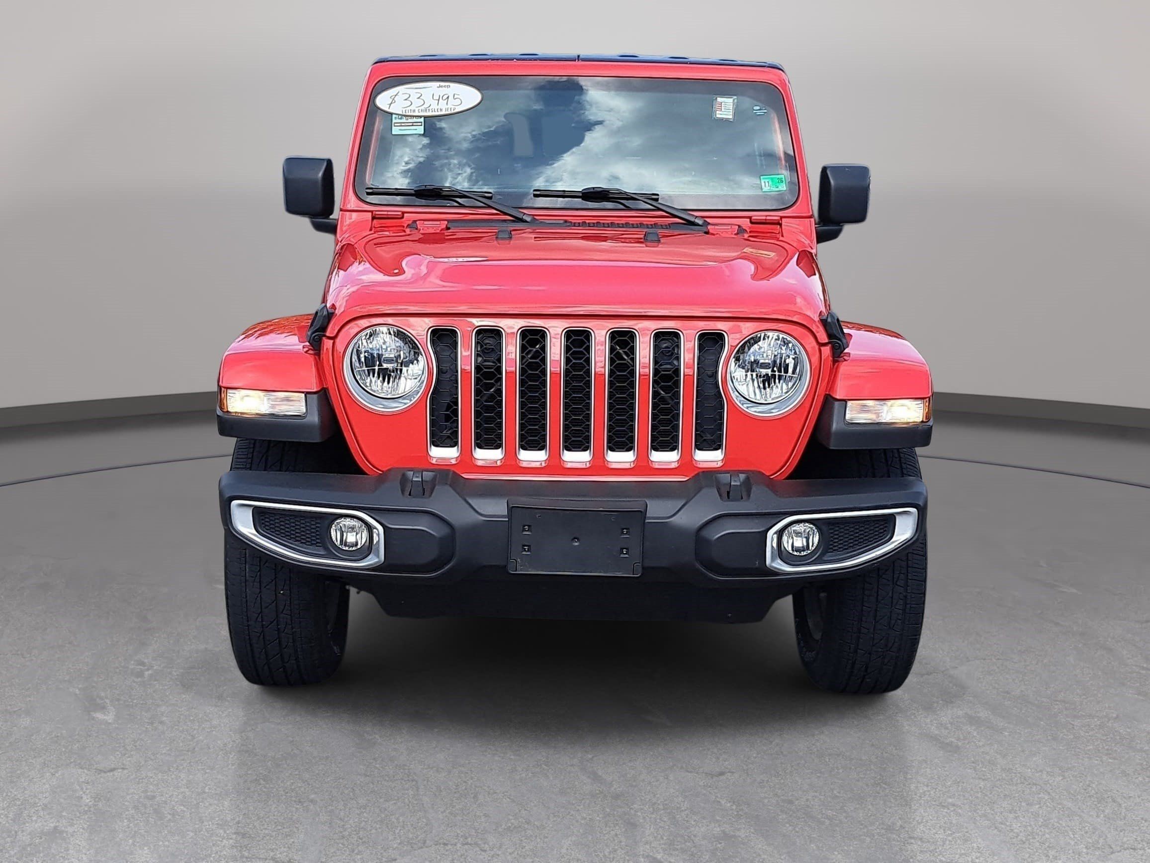 Used 2023 Jeep Gladiator Overland AWD/4WD image 2