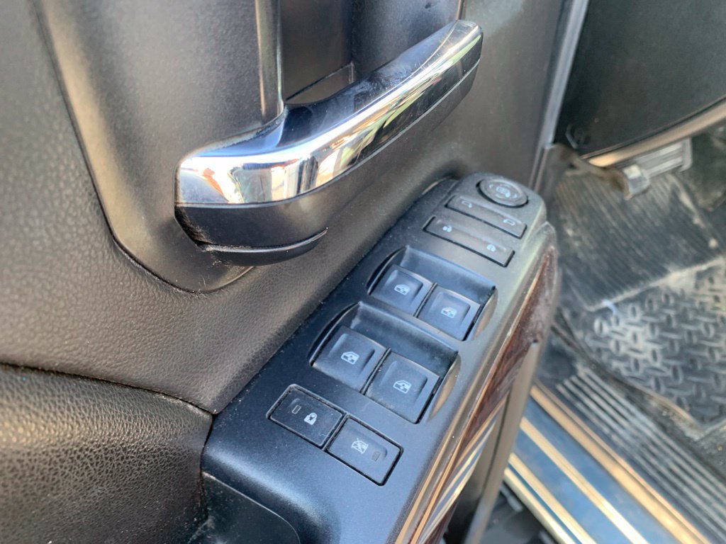 Used 2014 GMC Sierra 1500 SLE w/ SLE Value Package AWD/4WD image 32