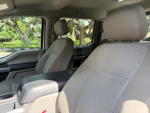 Used 2018 Ford F150 XLT w/ Equipment Group 302A Luxury RWD image 9