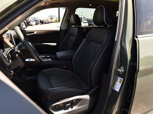 New 2026 Volkswagen Atlas SEL Premium R-Line AWD/4WD image 19
