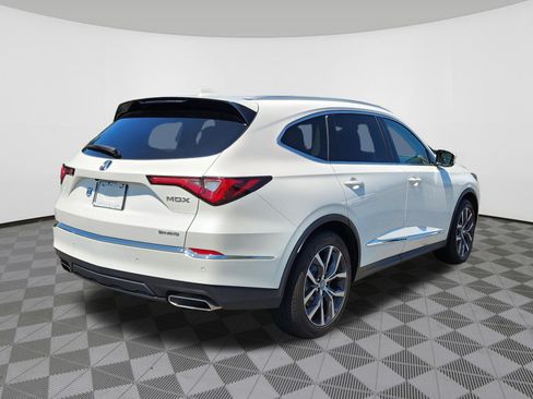 Certified 2023 Acura MDX SH-AWD w/ Technology Package image 4