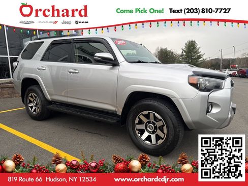 Used 2020 Toyota 4Runner TRD Off-Road Premium image 2