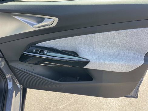 Certified 2023 Volkswagen ID.4 Pro RWD image 26
