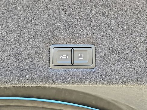 Used 2024 Lamborghini Urus S image 14