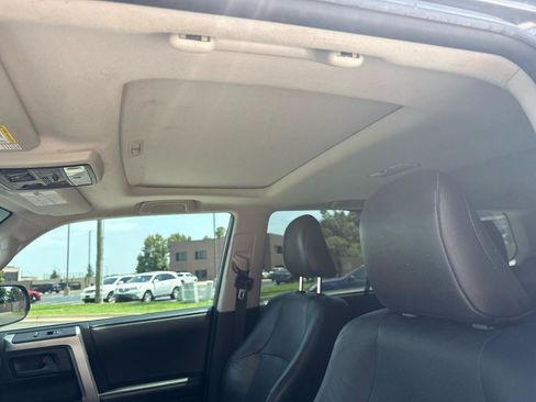 Used 2011 Toyota 4Runner Limited w/ Convenience Pkg AWD/4WD image 37