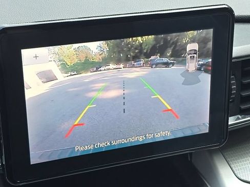 Used 2023 Ford Explorer XLT w/ Equipment Group 202A RWD image 36