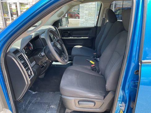Used 2019 RAM 1500 Express w/ Express Value Package AWD/4WD image 13