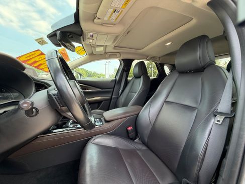 Used 2021 MAZDA CX-30 FWD 2.5 S w/ Premium Package image 10