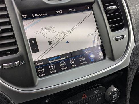 Used 2018 Chrysler 300 S w/ 300S Premium Group image 12