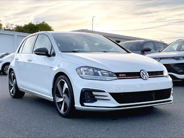 Used 2021 Volkswagen Golf 4-Door FWD image 1