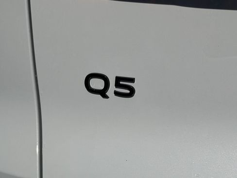 New 2026 Audi Q5 Premium AWD/4WD image 25