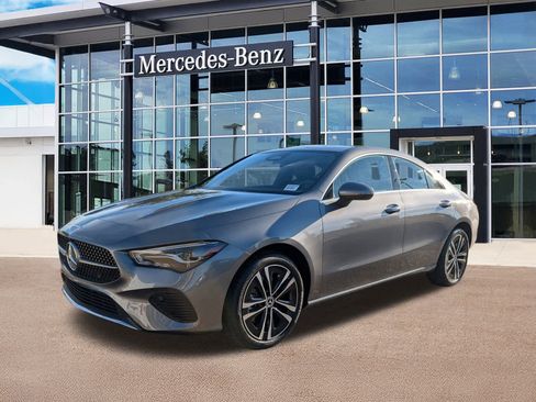 Used 2025 Mercedes-Benz CLA 250 image 1