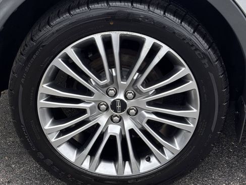 Used 2016 Lincoln MKX Reserve w/ Climate Package AWD/4WD image 33