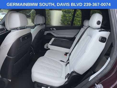 Certified 2024 BMW X7 xDrive40i w/ M Sport Package AWD/4WD image 32