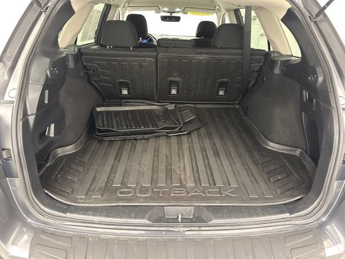 Used 2019 Subaru Outback 2.5i Premium AWD/4WD image 22