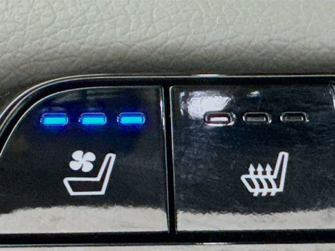 Used 2024 Honda Pilot Elite image 27