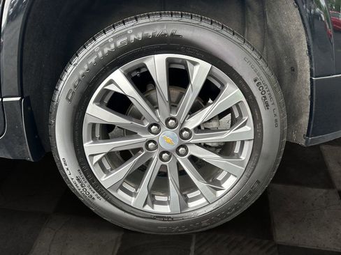 Certified 2023 Chevrolet Traverse Premier AWD/4WD image 11