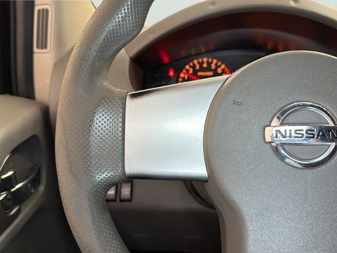 Used 2013 Nissan Frontier S AWD/4WD image 27