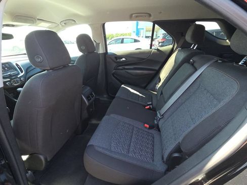 Used 2024 Chevrolet Equinox LT FWD image 28