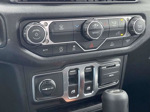 New 2026 Jeep Wrangler Sport AWD/4WD image 32