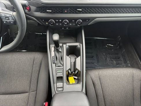 Used 2025 Honda Accord SE image 5