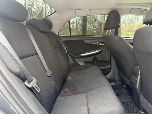 Used 2010 Toyota Corolla image 10