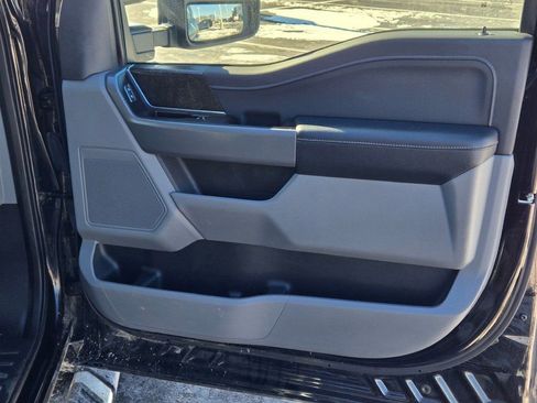 Certified 2022 Ford F150 XLT w/ Equipment Group 302A High image 5