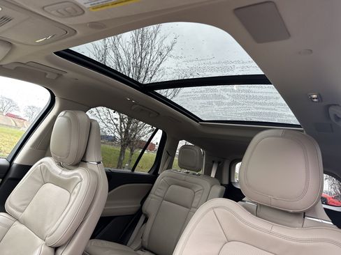 Used 2024 Lincoln Aviator Reserve w/ Equipment Group 201A image 28