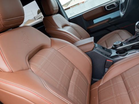 Used 2024 Ford Bronco Heritage Edition image 15