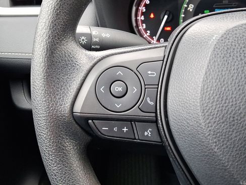 Used 2024 Toyota RAV4 XLE image 23