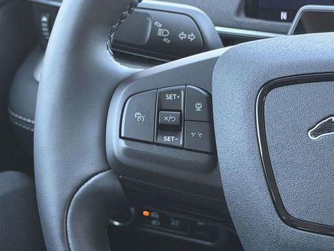 Used 2023 Ford Mustang Mach-E Select image 17