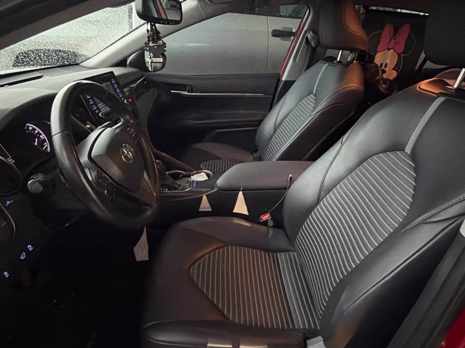 Used 2023 Toyota Camry SE w/ Convenience Package FWD image 13