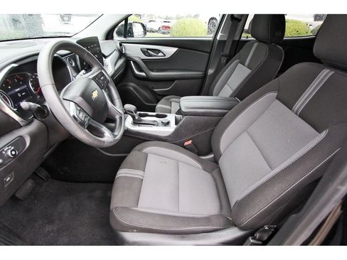 Used 2024 Chevrolet Blazer LT w/ Convenience Package FWD image 6