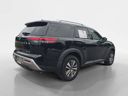 Certified 2022 Nissan Pathfinder SL AWD/4WD image 6