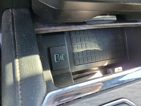 Used 2021 Ford Expedition Max Limited image 29