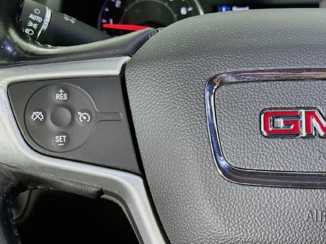 Used 2020 GMC Acadia SLE FWD image 11
