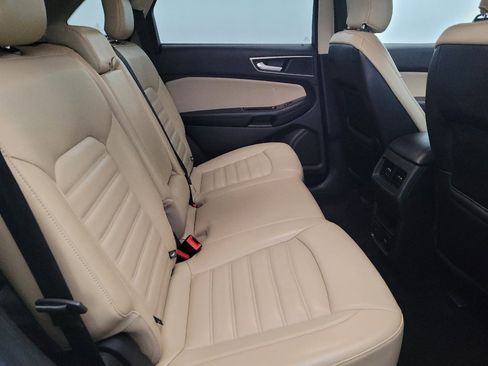 Used 2018 Ford Edge SEL w/ Equipment Group 201A FWD image 19