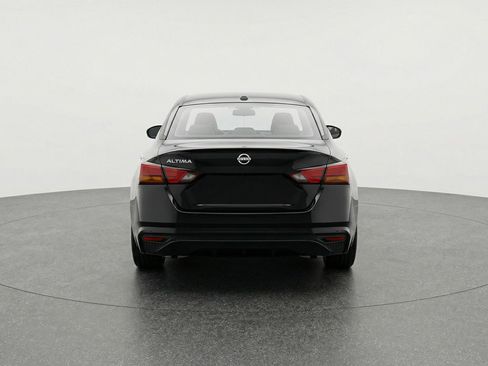 Used 2025 Nissan Altima 2.5 SV image 7