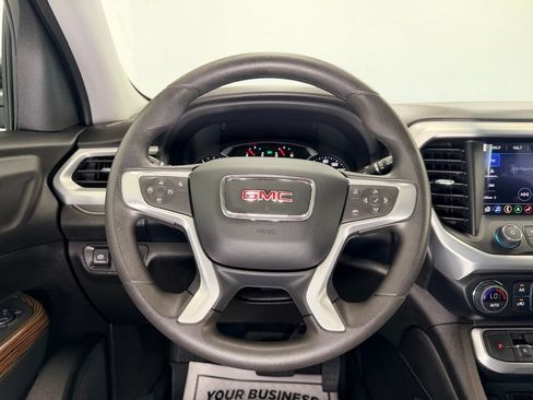 Used 2023 GMC Acadia SLE w/ Infotainment Package AWD/4WD image 18