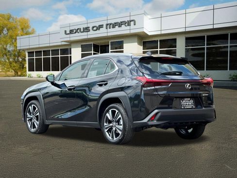 New 2026 Lexus UX 300h FWD image 3