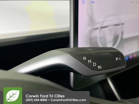 Used 2020 Tesla Model Y Long Range image 10