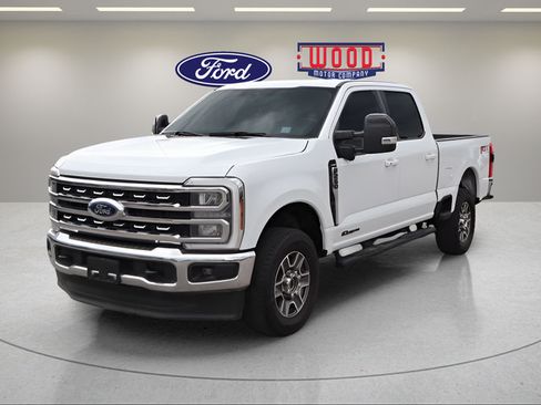 Used 2024 Ford F250 Lariat w/ FX4 Off-Road Package AWD/4WD image 7