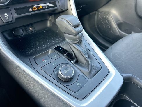 Certified 2024 Toyota RAV4 XLE AWD/4WD image 26